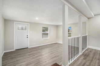 812 7th St N in Texas City, TX - Building Photo - Building Photo