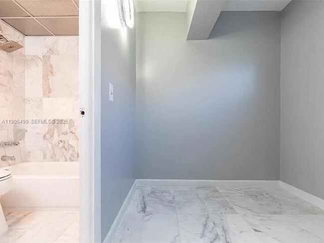 1545 Euclid Ave in Miami Beach, FL - Building Photo - Building Photo