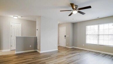 4037 Griffis Glen Dr in Raleigh, NC - Building Photo - Building Photo