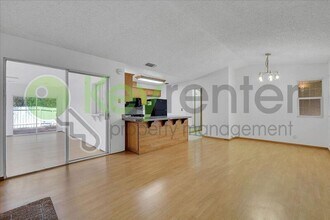 3237 Irvindale Way in Antelope, CA - Building Photo - Building Photo