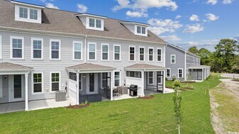 5117 Double Eagle Wy in North Myrtle Beach, SC - Building Photo