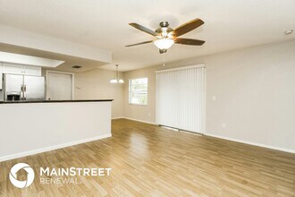 899 Sullivan St in Deltona, FL - Building Photo - Building Photo