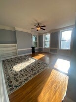 327 E Market St in York, PA - Building Photo