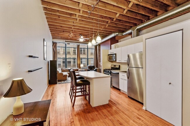 property at 3201 N Seminary Ave