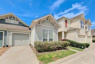 14938 Tuttle Point Dr in Houston, TX - Building Photo - Building Photo
