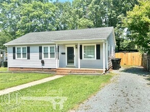 339 Thompson St in Burlington, NC - Building Photo - Building Photo