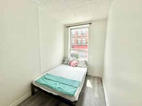 1-1735 Richmond St in London, ON - Building Photo - Building Photo