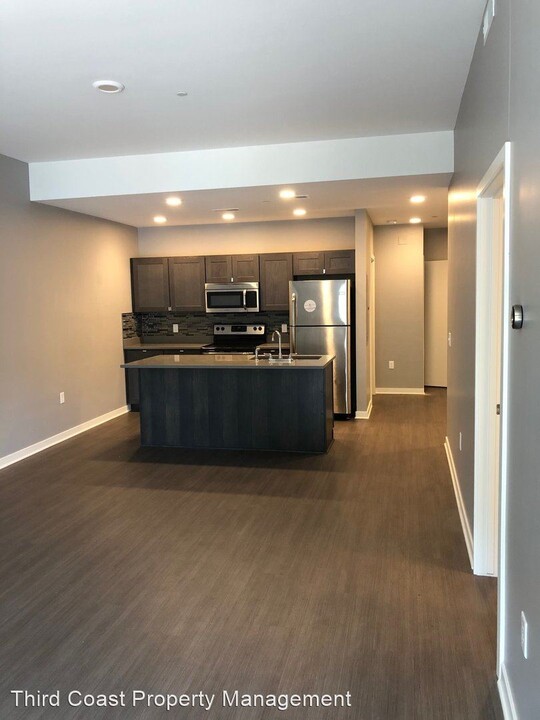 555 Michigan St NE in Grand Rapids, MI - Building Photo