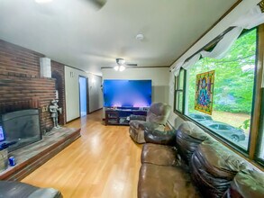 748 Togus Rd in Augusta, ME - Building Photo - Building Photo