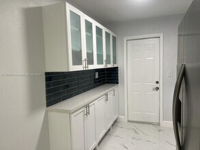 11863 SW 213th St in Miami, FL - Building Photo - Building Photo