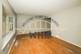 1908 W Fairmount Ave in Milwaukee, WI - Building Photo - Building Photo