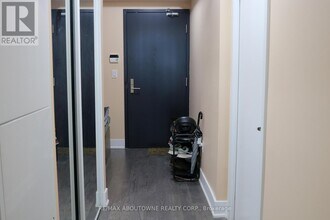 955 Bay St. in Toronto, ON - Building Photo - Building Photo