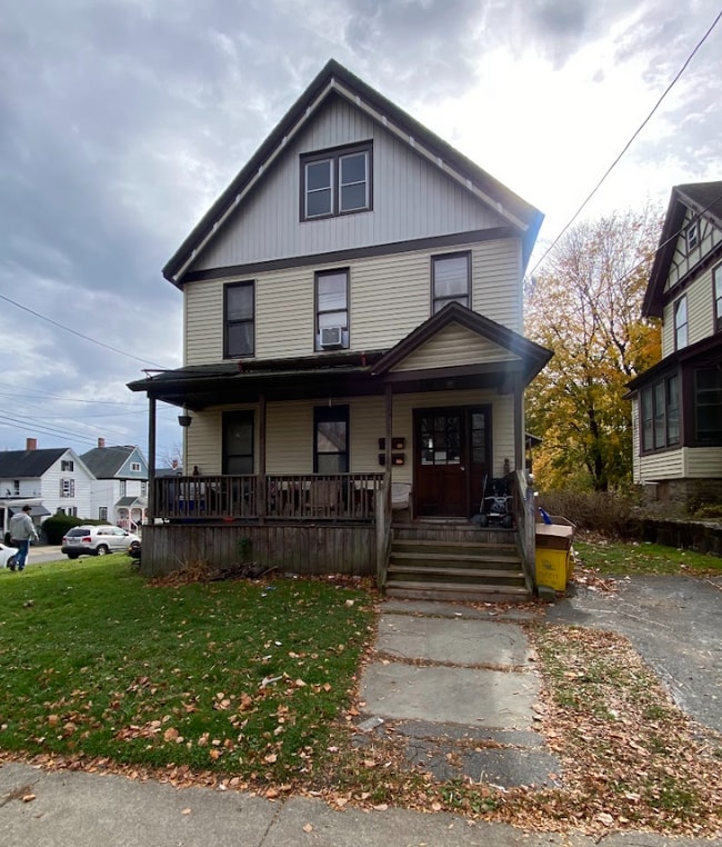 57 Seminary Ave, Unit 2