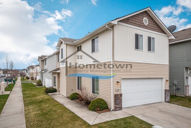 property at 7807 Holyoke Loop