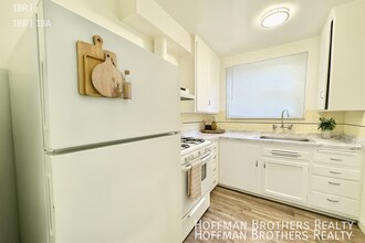 131 Normandie Ave in Los Angeles, CA - Building Photo - Building Photo