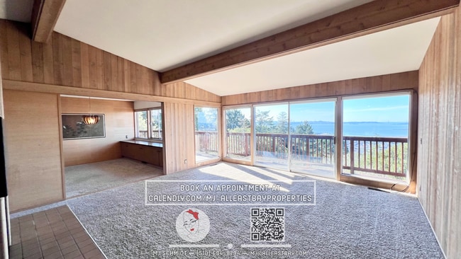 property at 1409 Brewster Dr