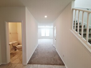 17015 Gibbons Path in Round Rock, TX - Building Photo - Building Photo