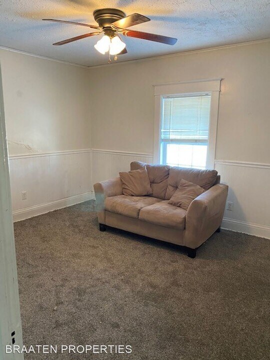 1206 1st Ave S in Fargo, ND - Building Photo