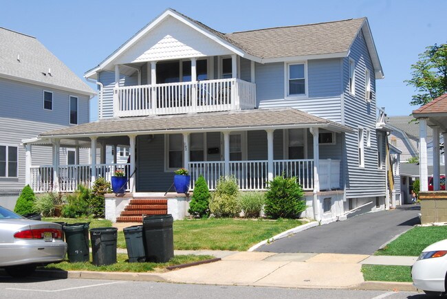 102 8th Ave in Belmar, NJ - Building Photo - Building Photo