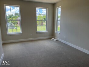 1050 Valentine Ln in Carmel, IN - Building Photo - Building Photo