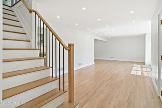 10 Pepperridge Rd in Howell, NJ - Building Photo - Building Photo