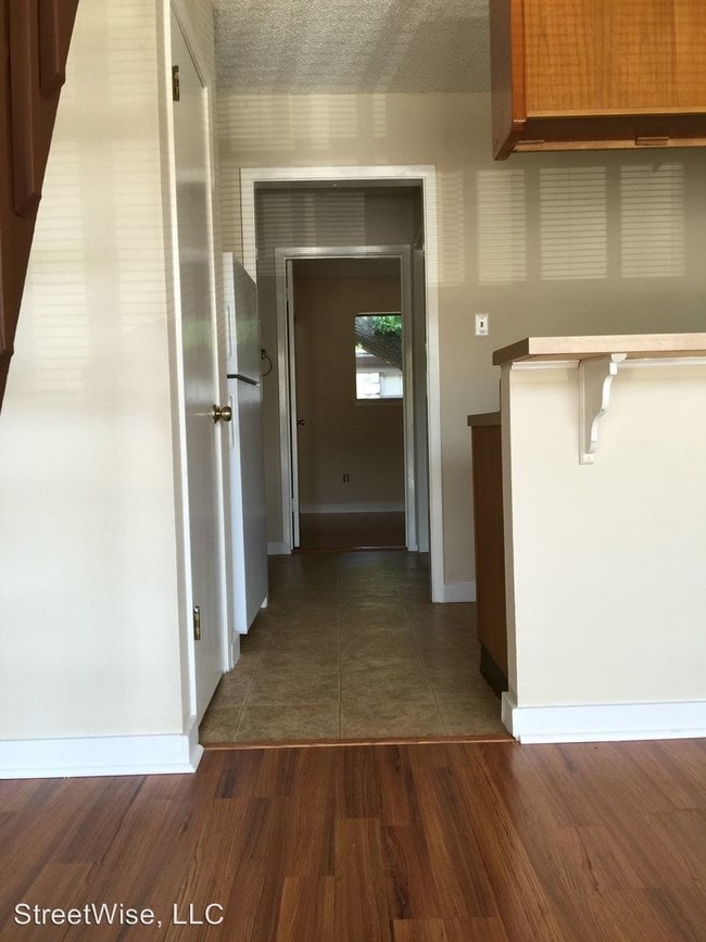 1905 San Gabriel St-Unit -Unit 202 in Austin, TX - Foto de edificio - Building Photo