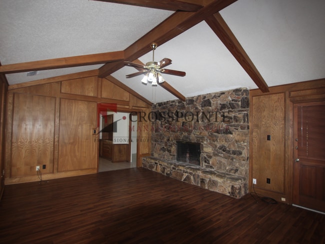 4210 Heather Ln in Tyler, TX - Building Photo - Building Photo