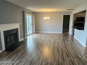 9 Des Moines Ct in Tinton Falls, NJ - Building Photo - Building Photo