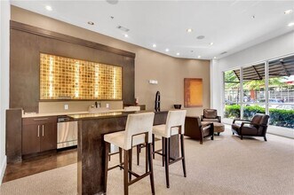 870 Inman Vlg Pkwy NE in Atlanta, GA - Building Photo - Building Photo