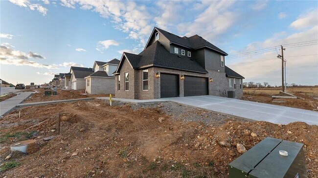 property at 900 Trestle Ln