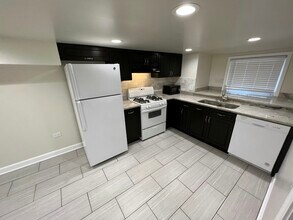 4233 N Central Park Ave in Chicago, IL - Building Photo - Building Photo