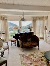 990 Duncan St, Unit 308 in San Francisco, CA - Foto de edificio - Building Photo