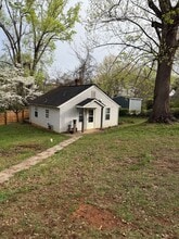 1305 Cherry Ave in Charlottesville, VA - Building Photo - Building Photo