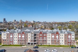 Westminster Commons in Buffalo, NY - Building Photo - Building Photo
