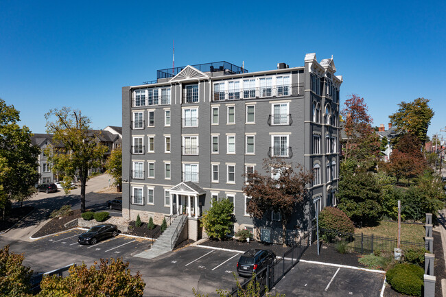 St Paul Tower in Cincinnati, OH - Foto de edificio - Building Photo