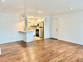 514 Derby Rd in San Dimas, CA - Building Photo