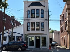 81 North Ave in Owego, NY - Building Photo
