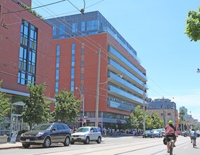 OneCole Condominiums in Toronto, ON - Building Photo - Building Photo