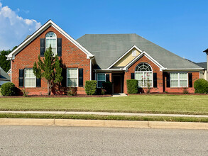 2825 Ellenwood Village Way in Ellenwood, GA - Building Photo - Building Photo