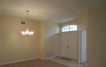 515 Royal Ridge St in Valrico, FL - Building Photo - Building Photo