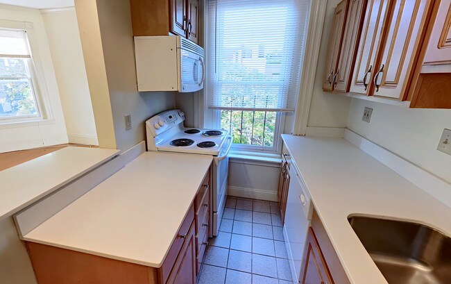 370 Commonwealth Ave, Unit 379-9