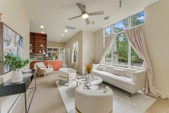 2822 Wooldridge Dr in Austin, TX - Building Photo - Building Photo
