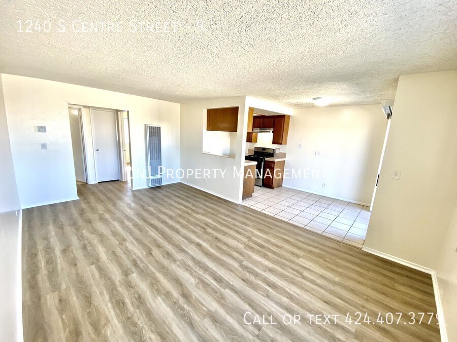 1240 S Centre St in Los Angeles, CA - Building Photo