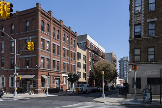 237 S 1st St in Brooklyn, NY - Building Photo - Building Photo