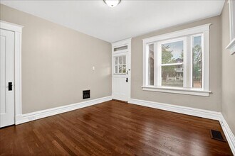 5041 Chippewa St in St. Louis, MO - Building Photo - Building Photo