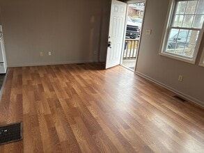 2340 Booker St in Winston-Salem, NC - Building Photo - Building Photo