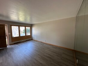 4650 N 68th St in Milwaukee, WI - Building Photo - Building Photo