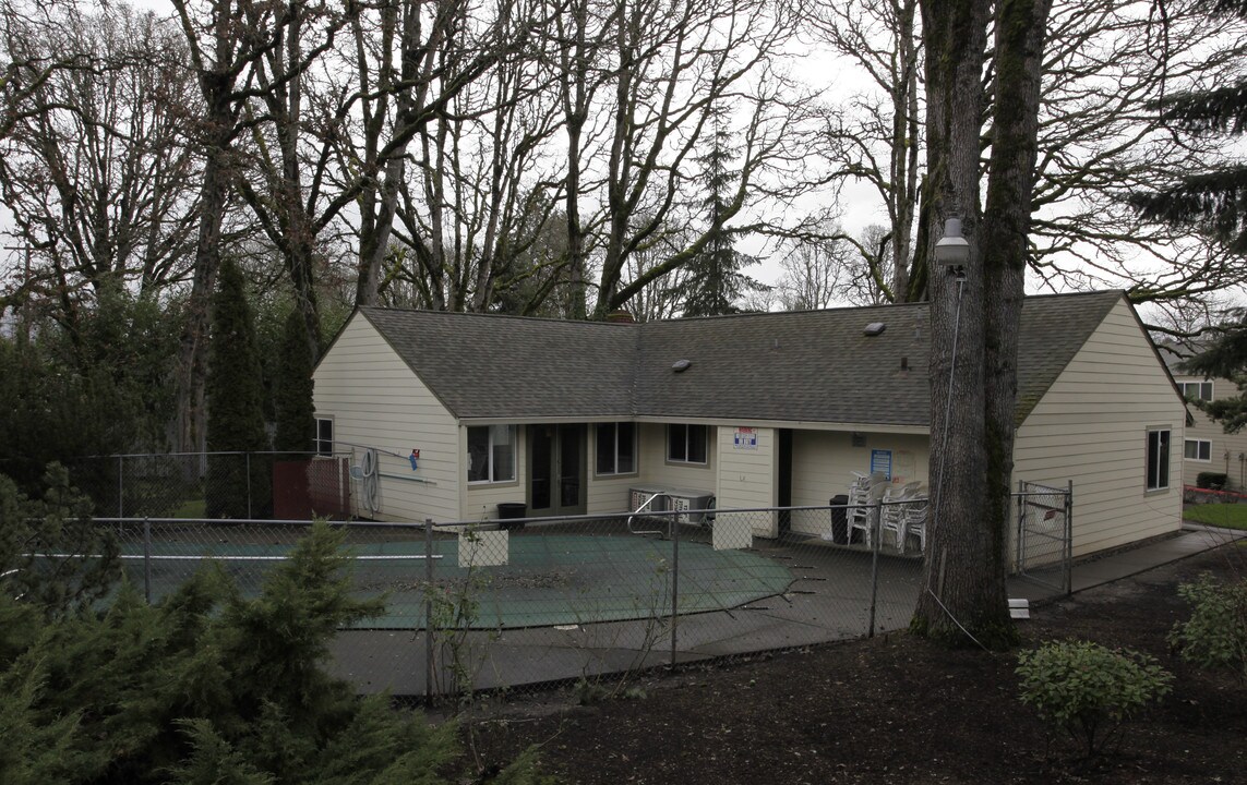 The Patrician in Aloha, OR - Building Photo