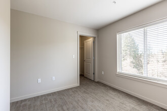 Rock Creek Ridge in Happy Valley, OR - Foto de edificio - Interior Photo