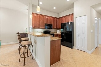 10535 Carolina Willow Dr in Ft. Myers, FL - Foto de edificio - Building Photo